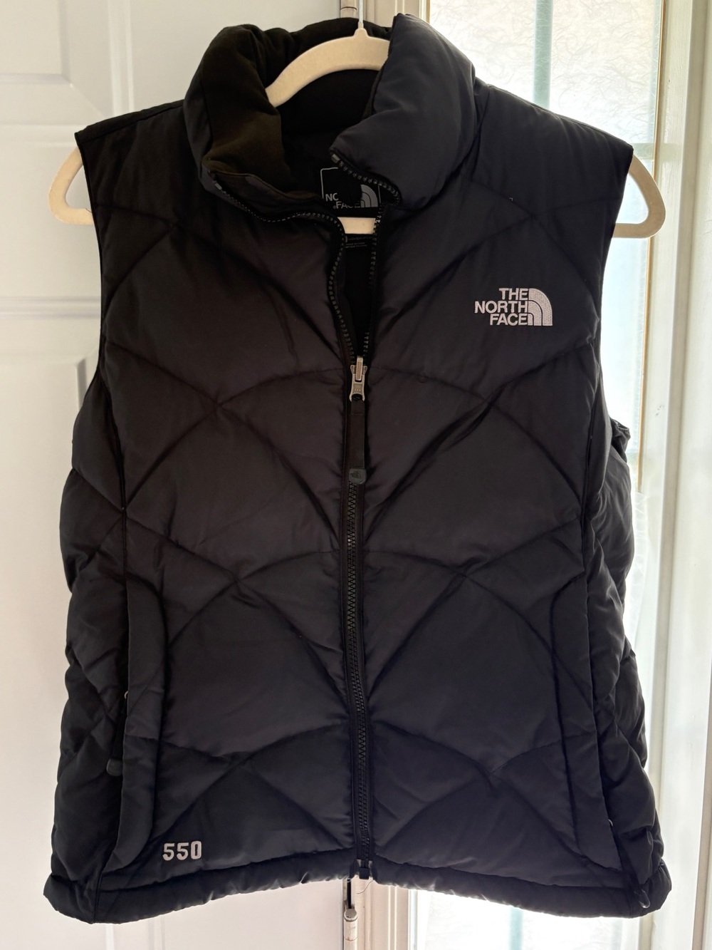 North Face Down 550 Black Puffer Vest size small Winter Snow